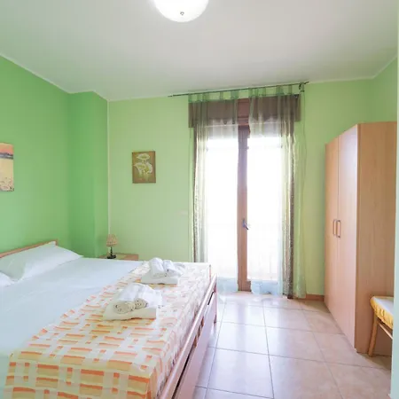 Casette Nel Borgo 博尔加涅