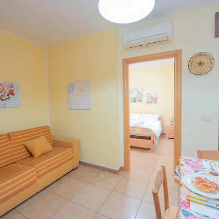 度假居 Casette Nel Borgo 博尔加涅
