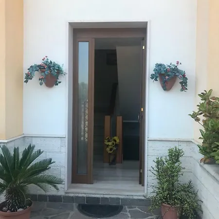 Casette Nel Borgo בית נופש בורגאנייה