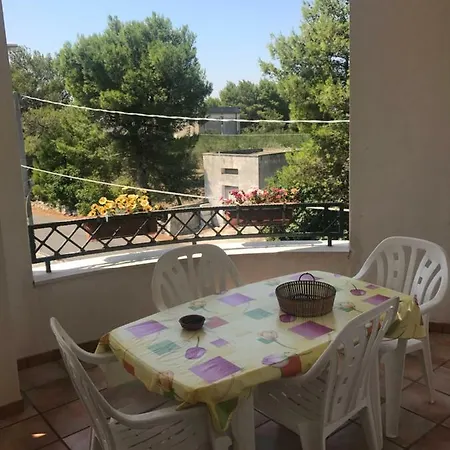 Casette Nel Borgo * בורגאנייה