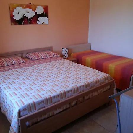 Feriehus Casette Nel Borgo Borgagne