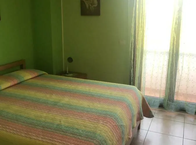 Casette Nel Borgo בורגאנייה